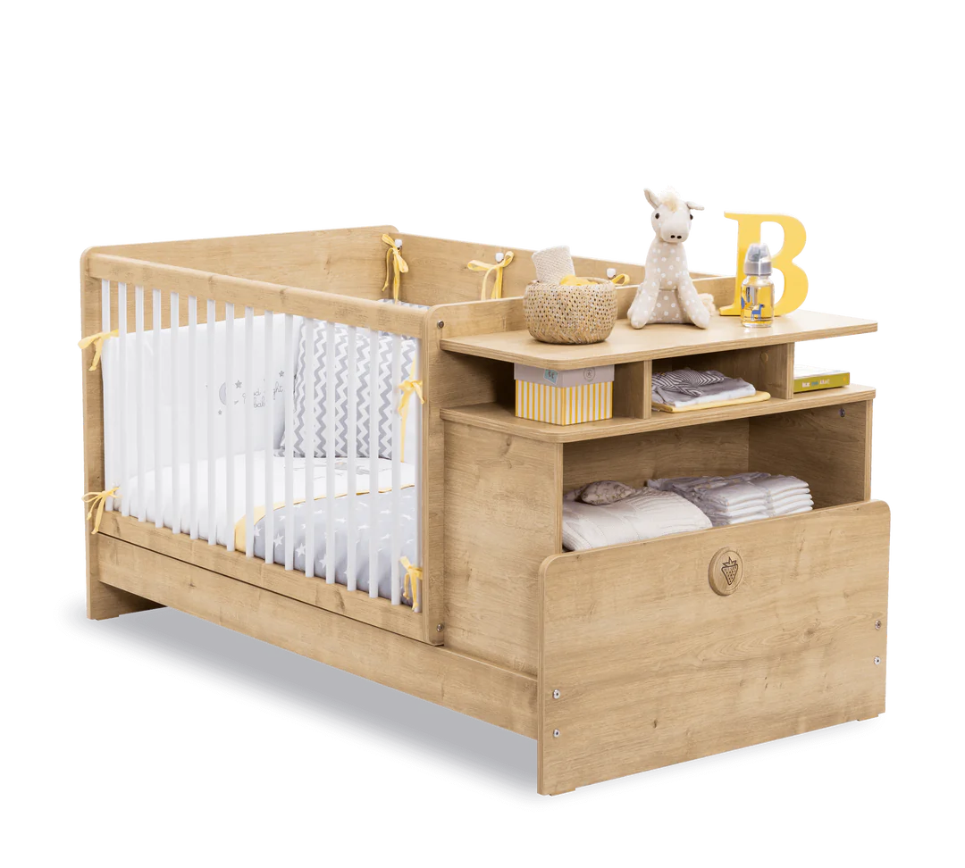 Lettino Trasformabile Mocha Baby con Tavolino 70x115-70x140 Cm per Bambini 0-6 Anni, Multifunzionale e Regolabile